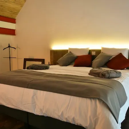 Den Bustel Hébergement de vacances